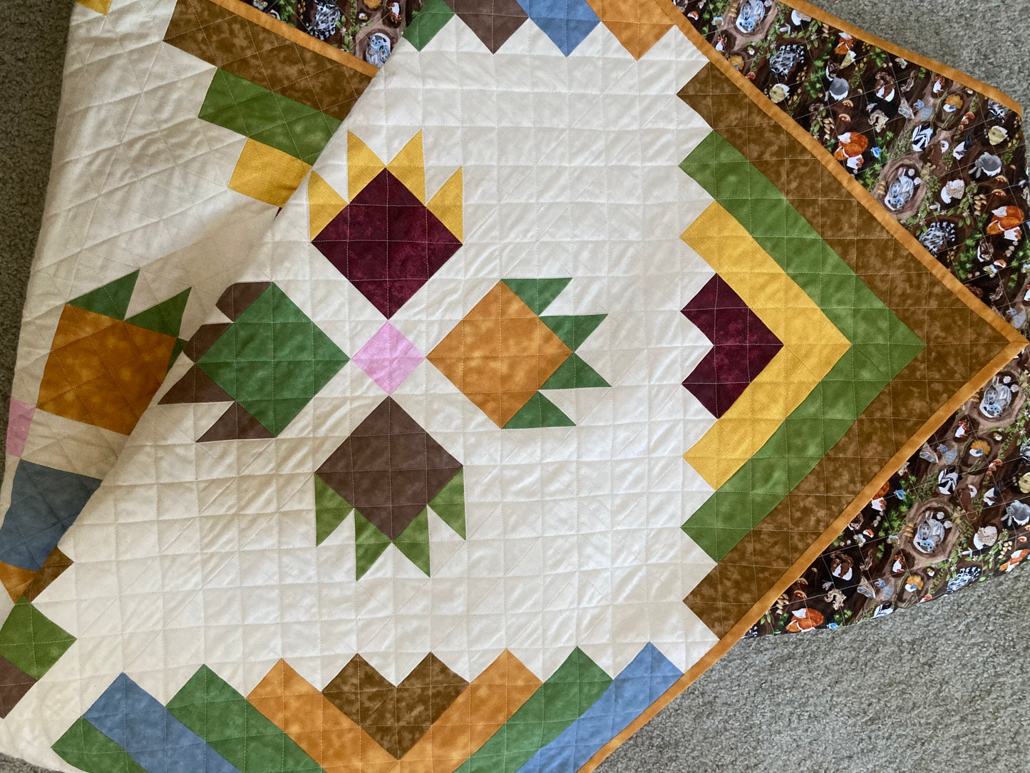 Bear Claw Cabin (68" x 68") - Waterlily Quilts